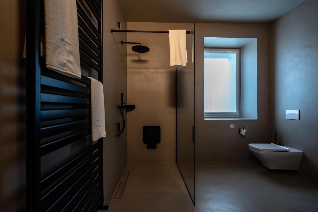 Locanda Moderna Carlambroeus Montevecchia Zewnętrze zdjęcie