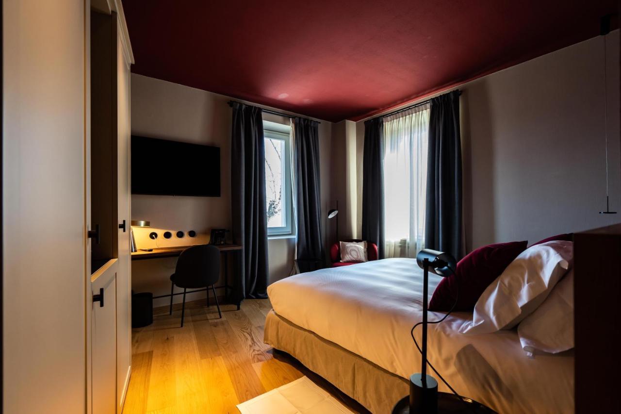 Locanda Moderna Carlambroeus Montevecchia Zewnętrze zdjęcie